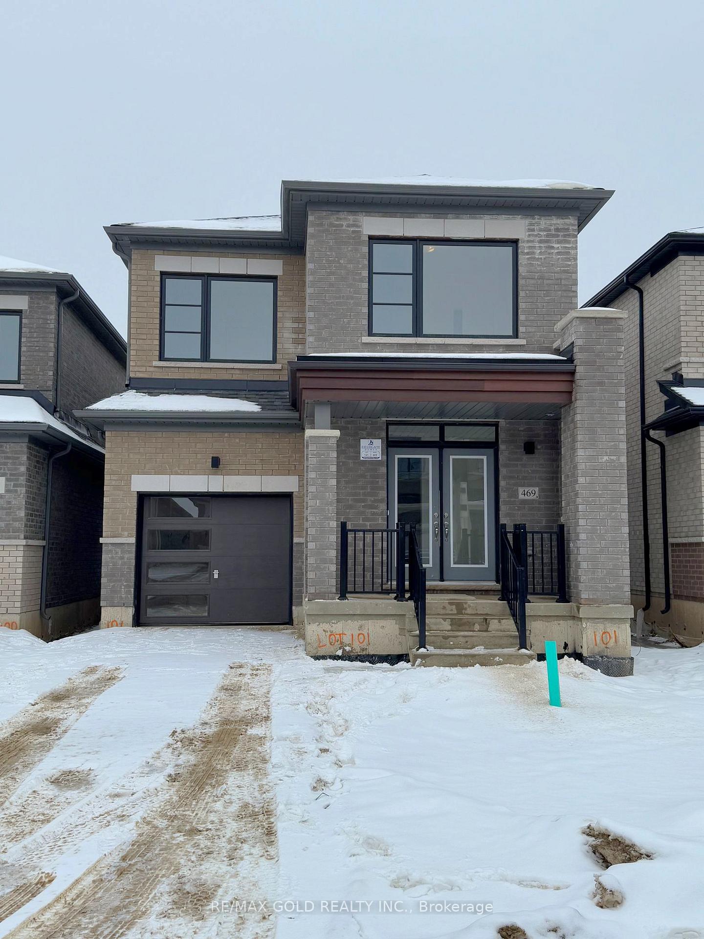 Photo 1 of 469 Kennedy Circle, Milton, Cobban — HOMEH