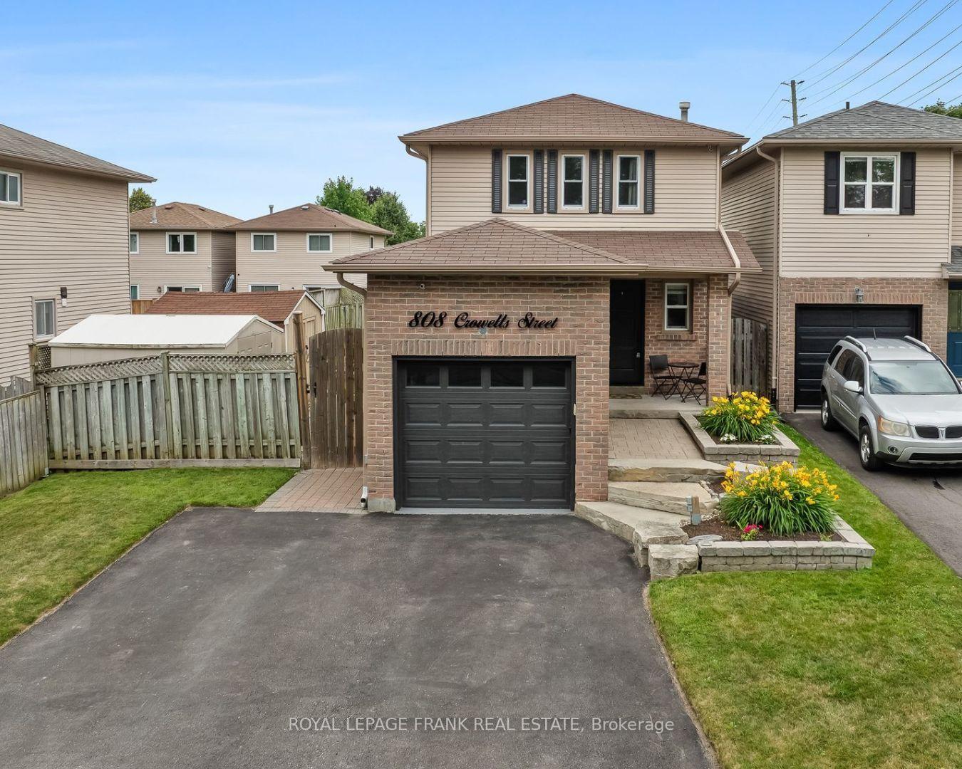 Front of 808 Crowells Street
