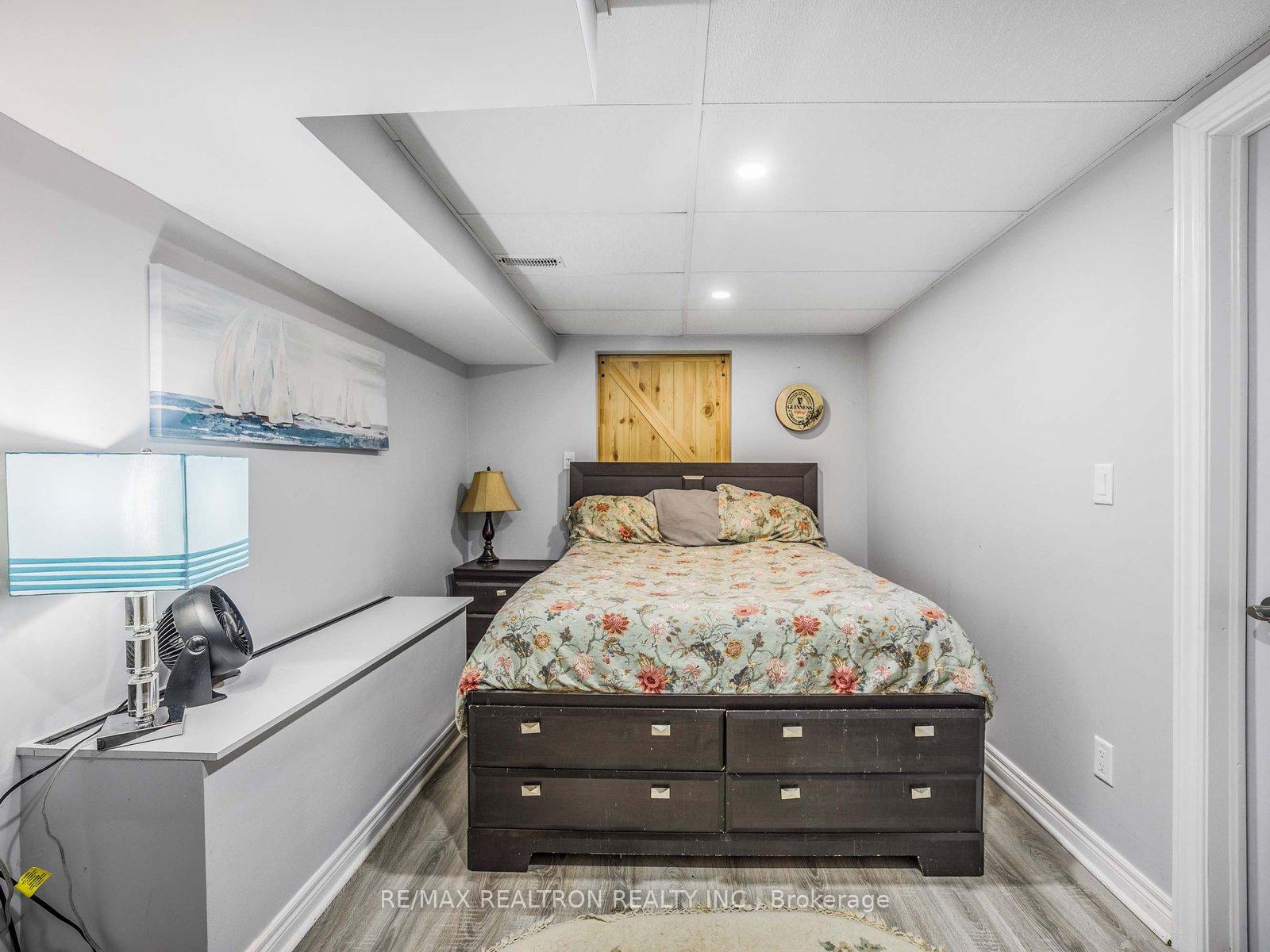 Photo 22 of 914 Willowdale Avenue, Oshawa, Donevan — HOMEH