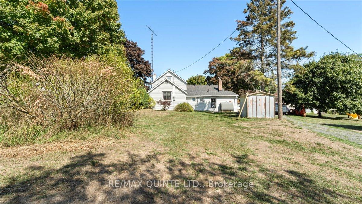 Photo 21 of 2338 County Road 8, Prince Edward County, North Marysburg Ward — HOMEH