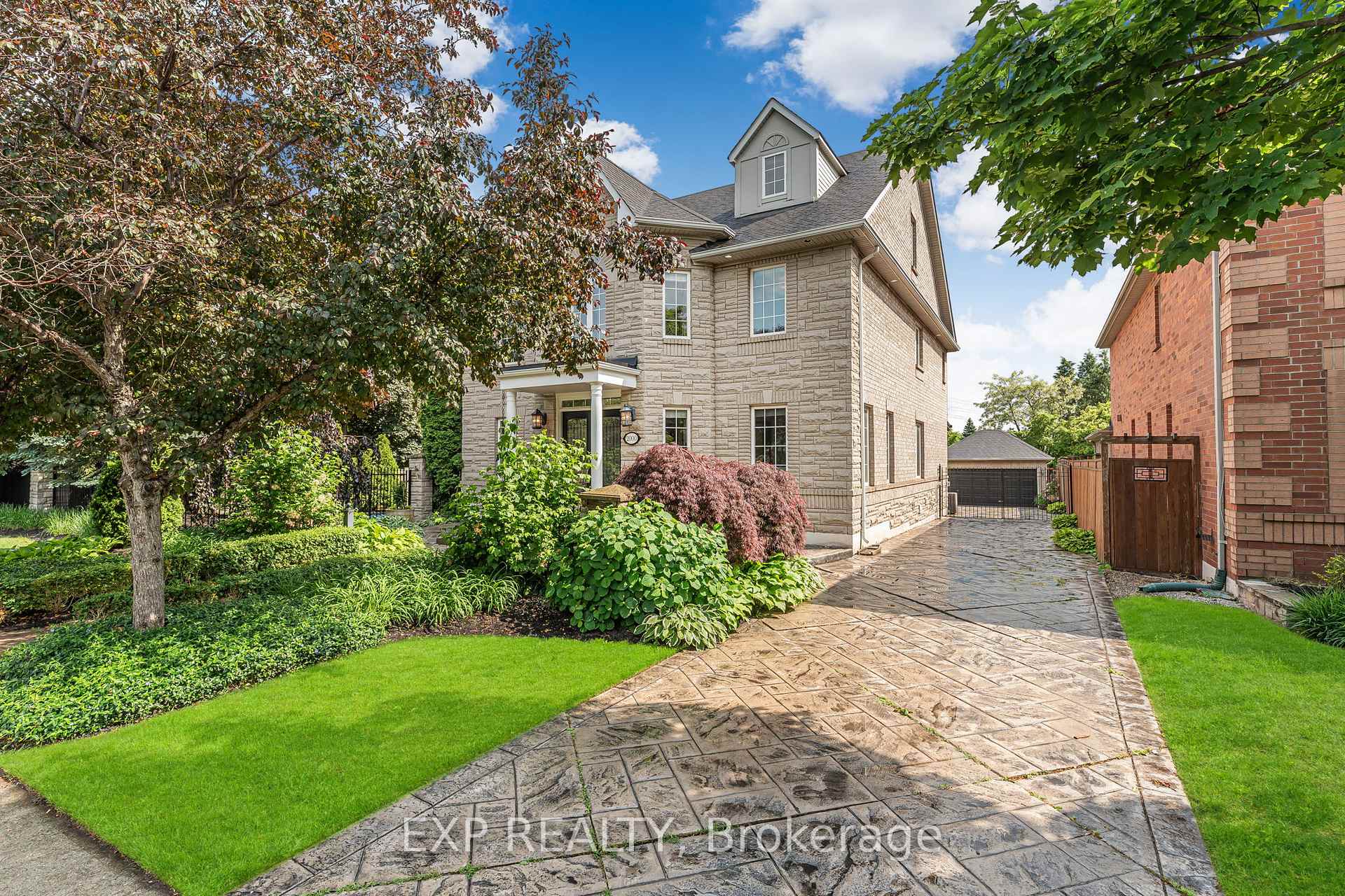Front of 2000 Peak Place