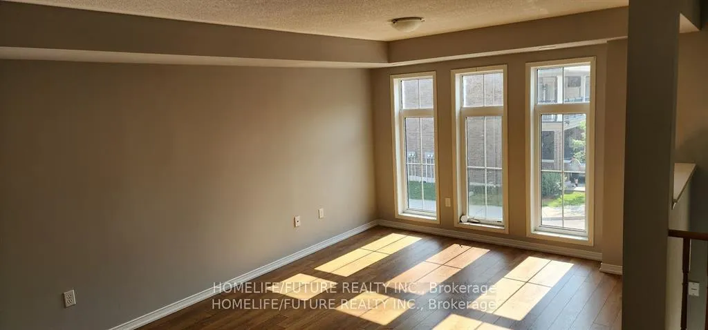 Photo 2 of 2607 Deputy Minister Path, Oshawa, Windfields — HOMEH