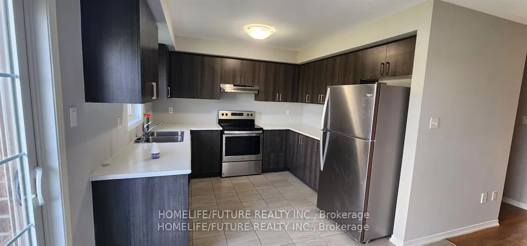 Photo 5 of 2607 Deputy Minister Path, Oshawa, Windfields — HOMEH
