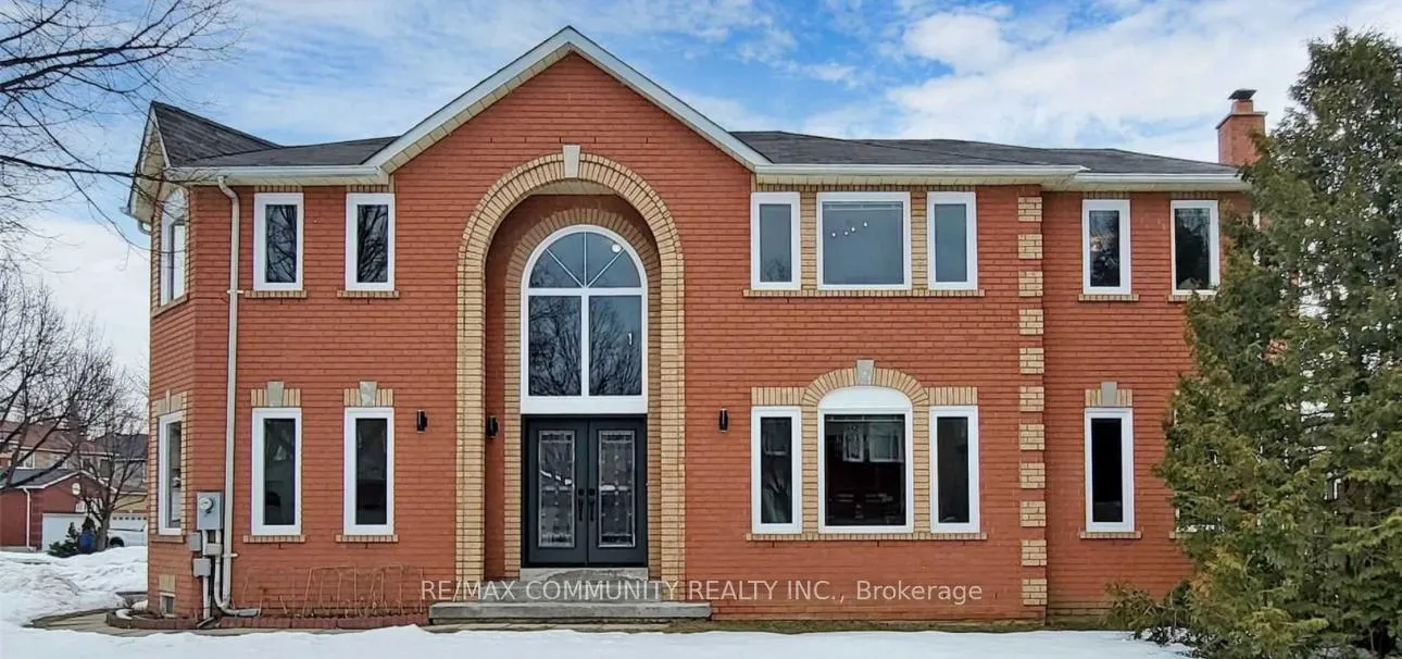 Photo 1 of 236 Mossbrook Square, Pickering, Highbush — HOMEH