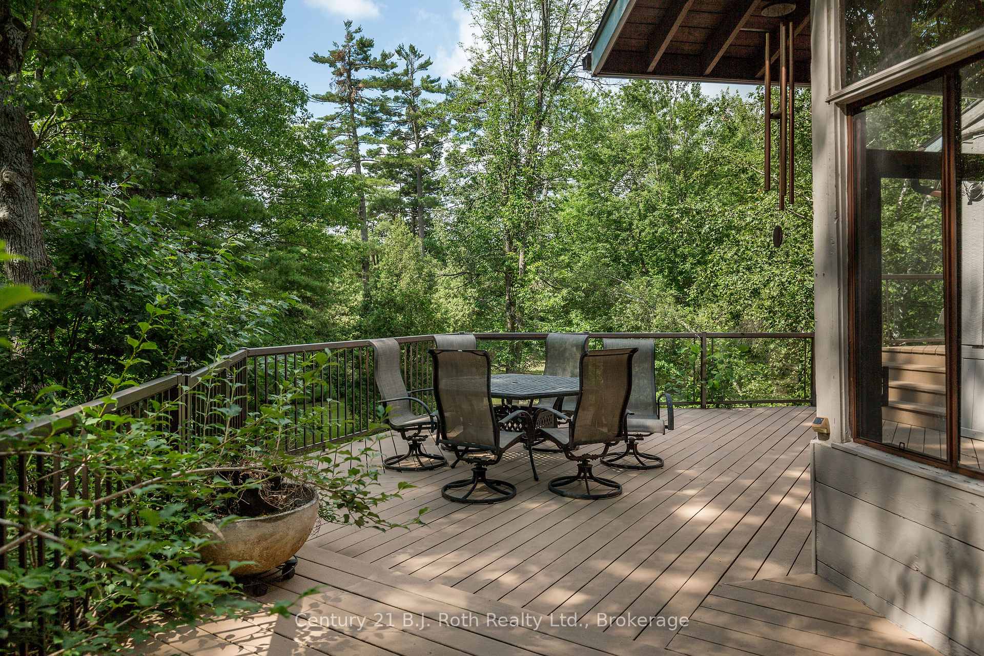 Photo 4 of 2983 Whelan Way, Ramara, Rural Ramara — HOMEH