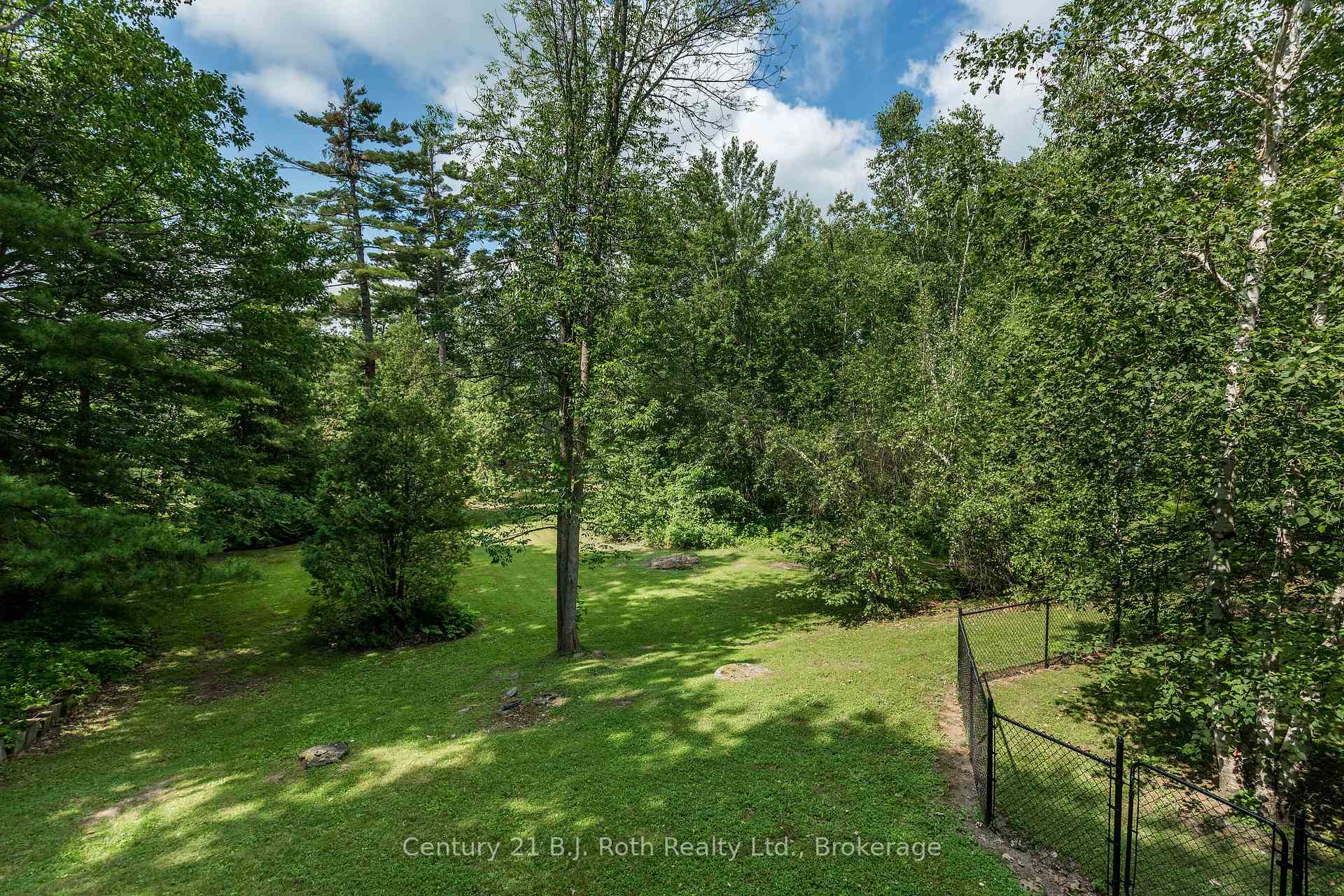 Photo 5 of 2983 Whelan Way, Ramara, Rural Ramara — HOMEH