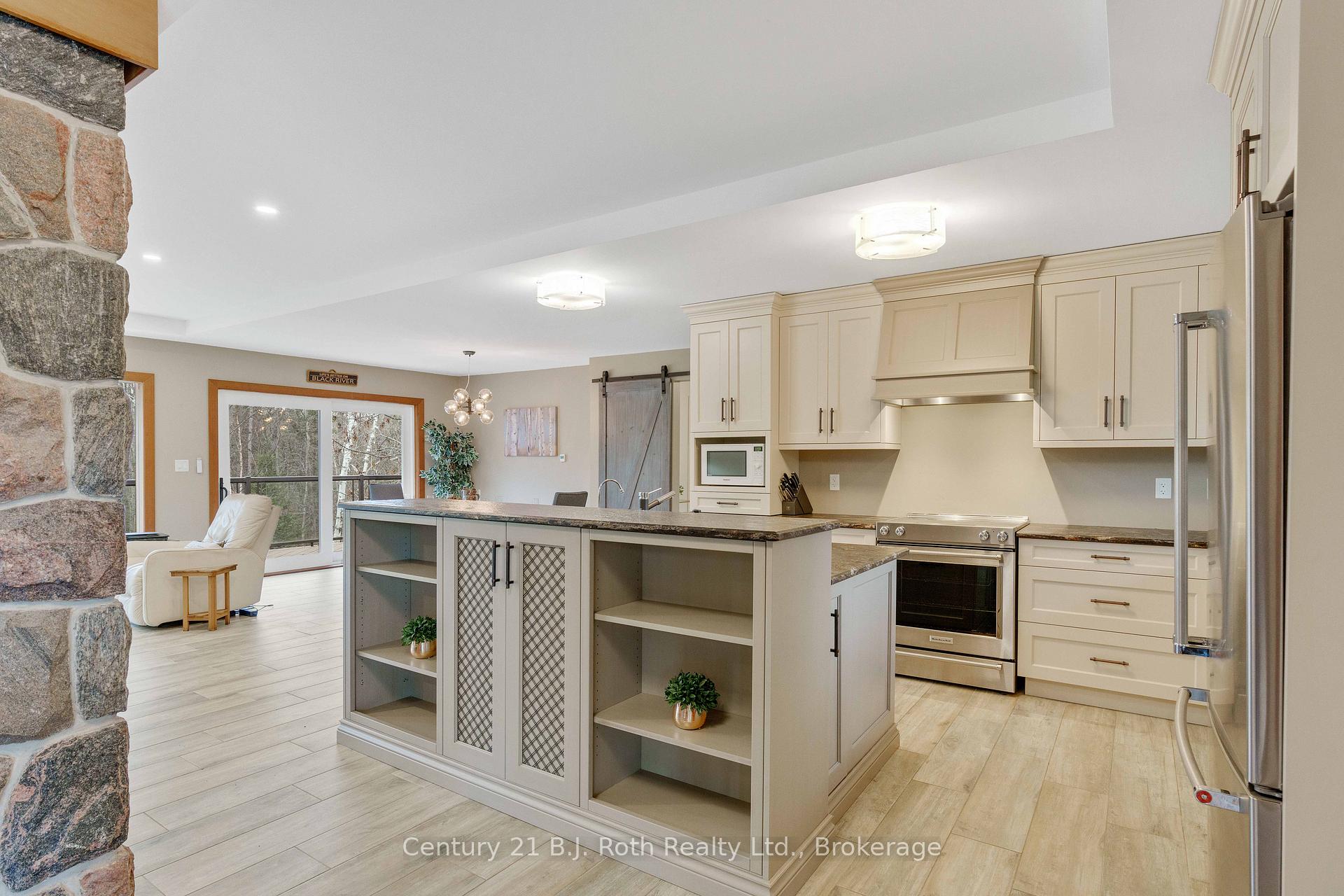 Photo 23 of 2983 Whelan Way, Ramara, Rural Ramara — HOMEH
