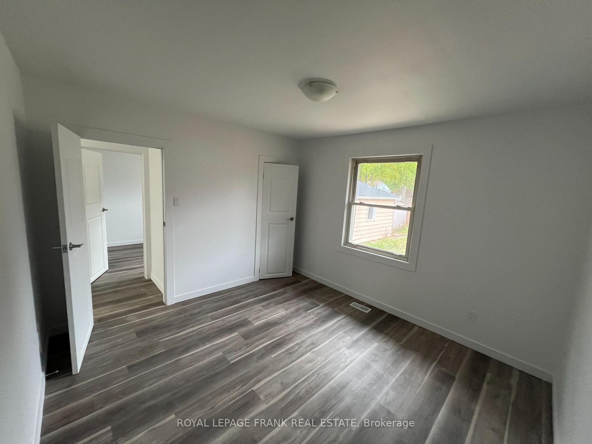 Photo 6 of Unit Upper, 526 Eulalie Avenue, Oshawa, Central — HOMEH