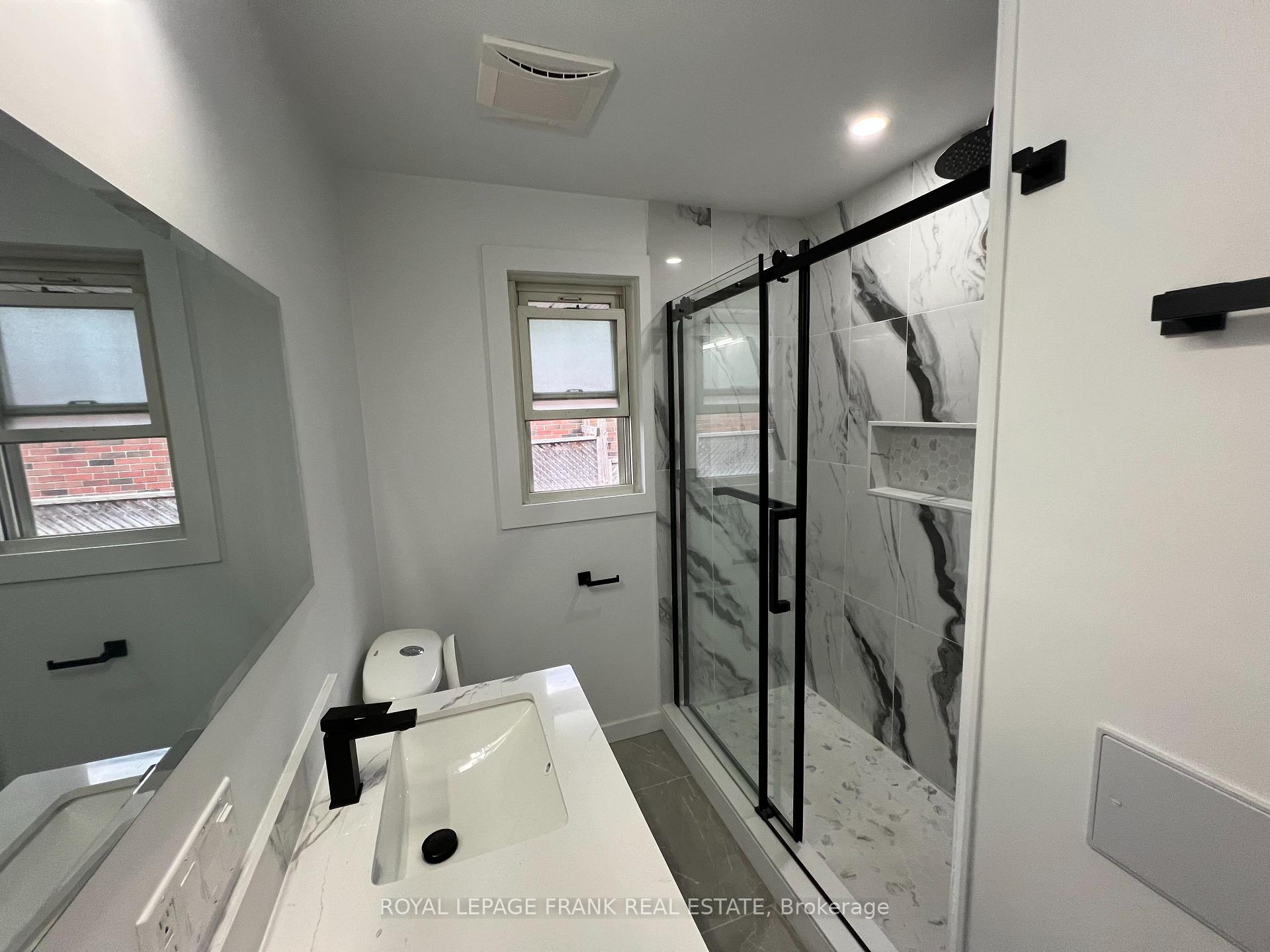 Photo 7 of Unit Upper, 526 Eulalie Avenue, Oshawa, Central — HOMEH