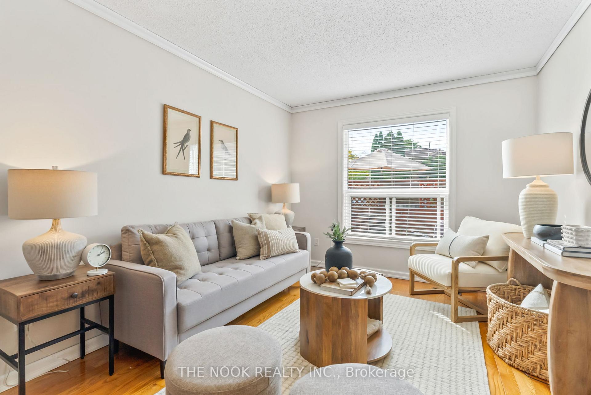 Photo 17 of 1090 Benton Crescent, Pickering, Liverpool — HOMEH