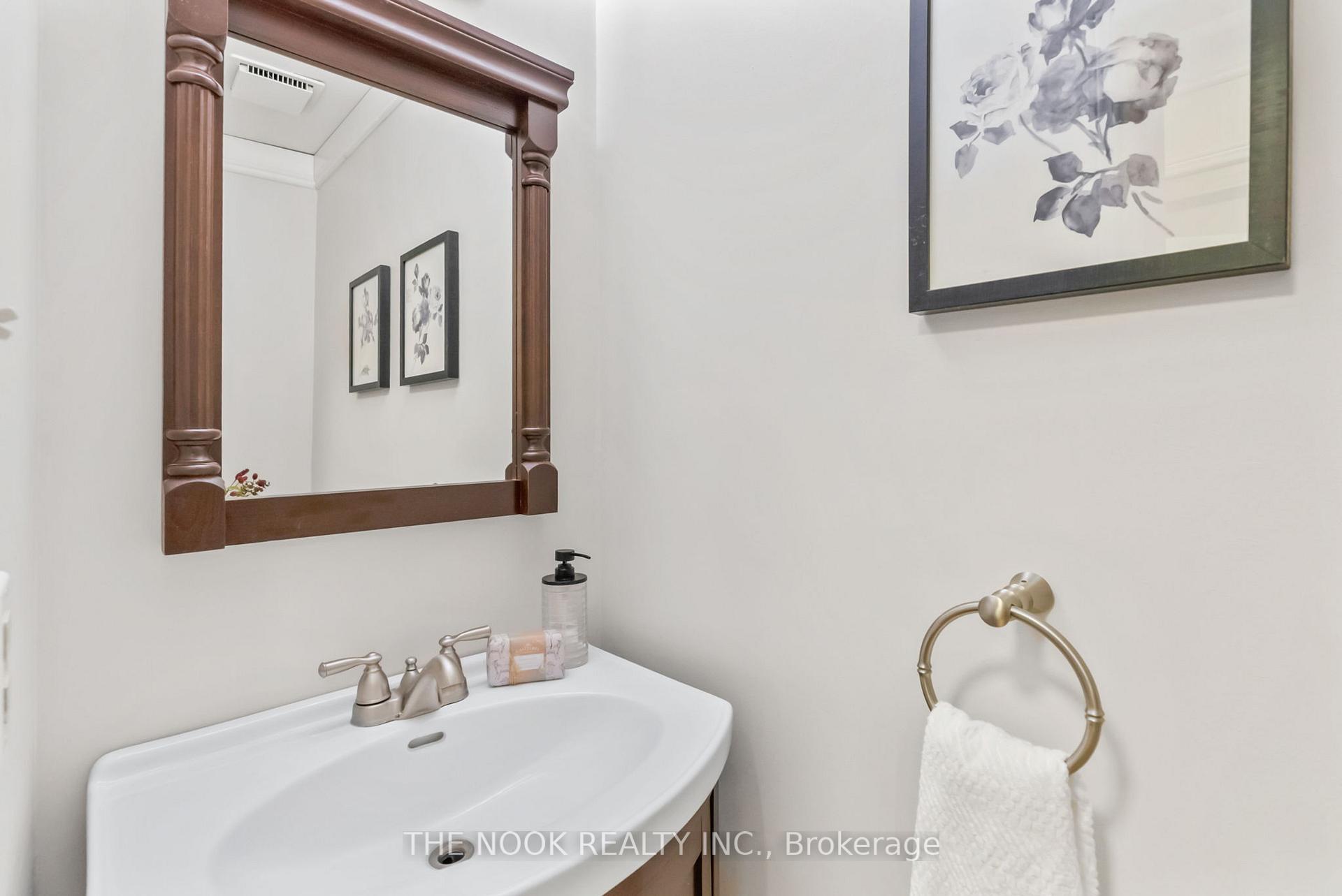 Photo 21 of 1090 Benton Crescent, Pickering, Liverpool — HOMEH