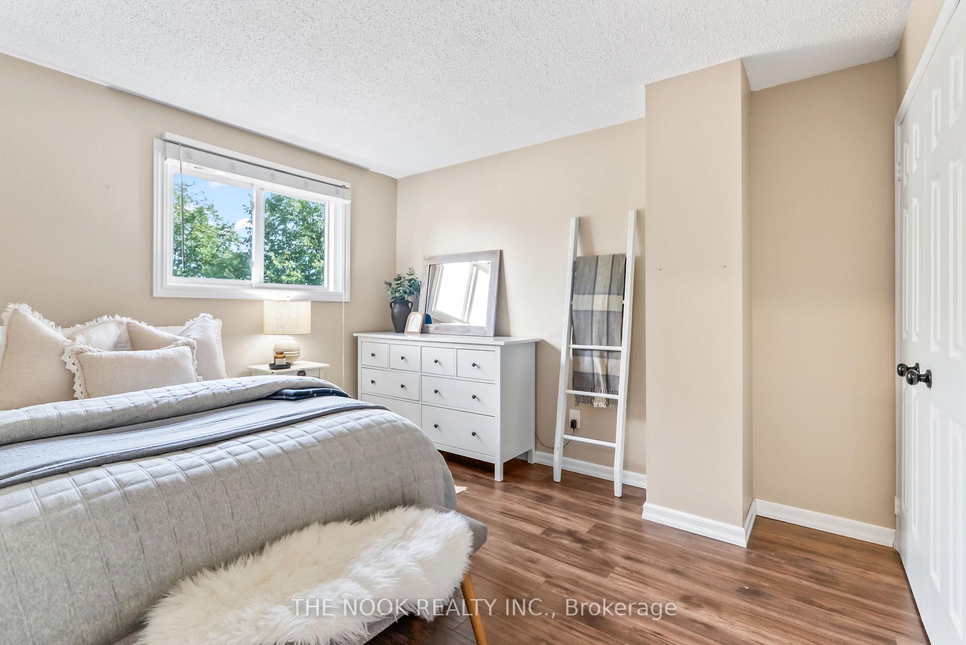Photo 28 of 1090 Benton Crescent, Pickering, Liverpool — HOMEH