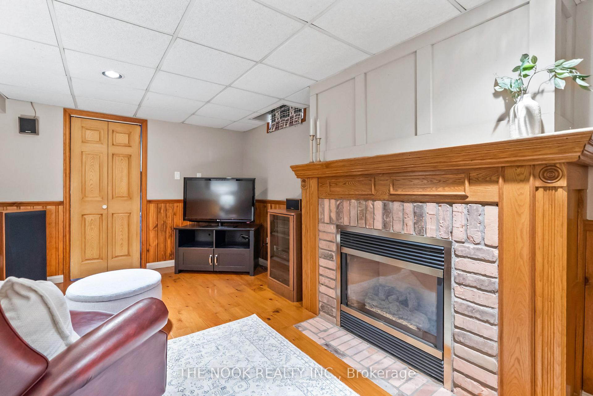 Photo 37 of 1090 Benton Crescent, Pickering, Liverpool — HOMEH