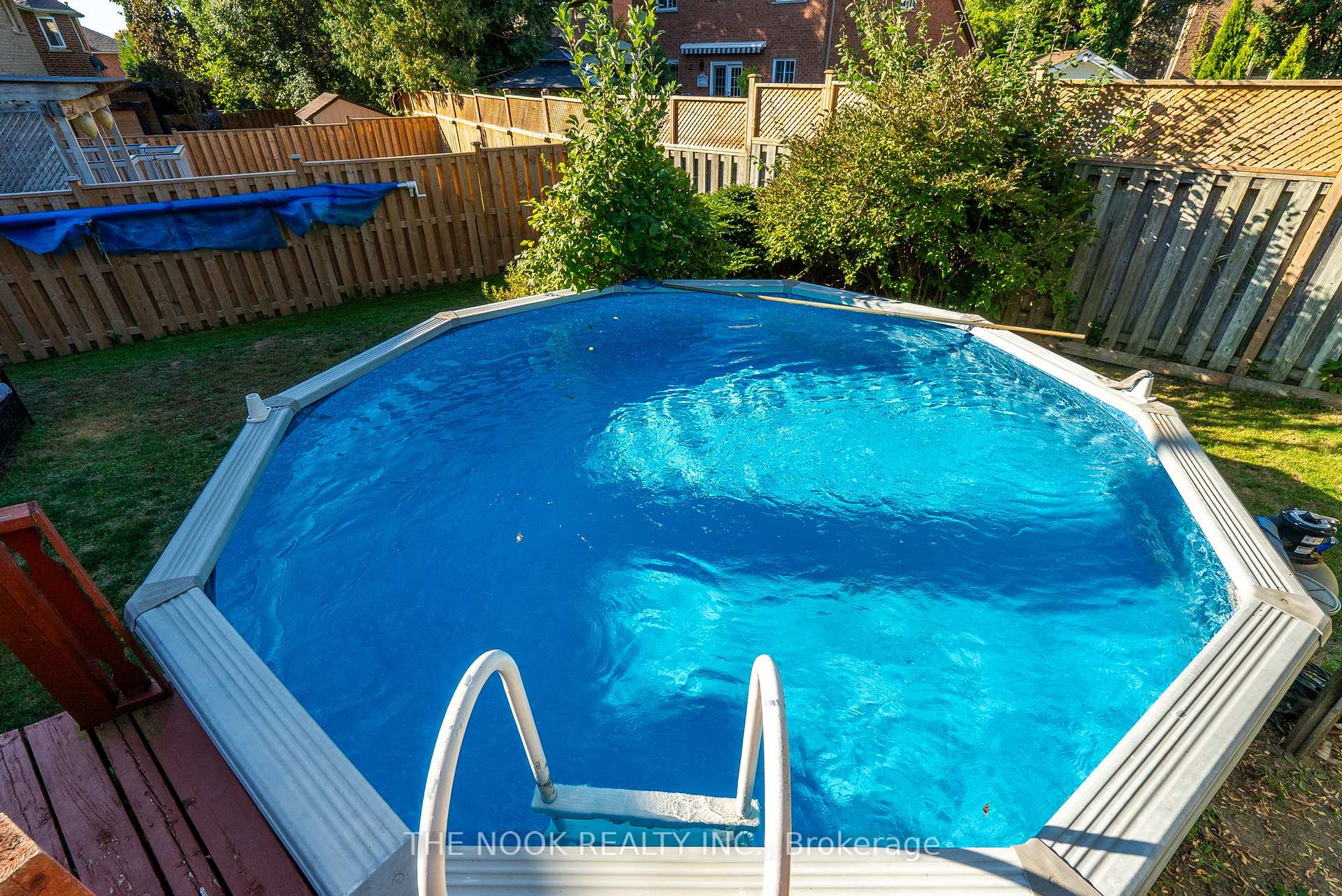Photo 46 of 1090 Benton Crescent, Pickering, Liverpool — HOMEH