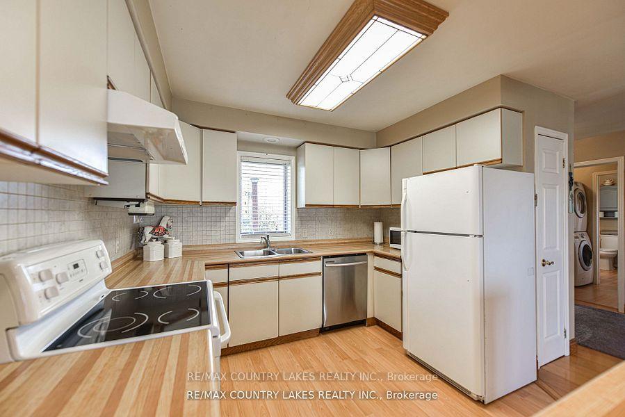 Photo 5 of 2102 Lakeshore Drive, Ramara, Brechin — HOMEH