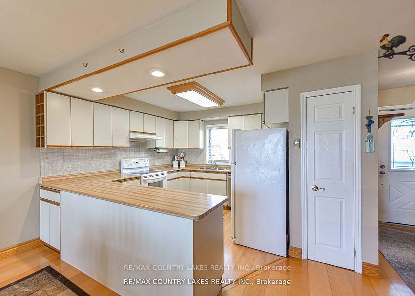Photo 6 of 2102 Lakeshore Drive, Ramara, Brechin — HOMEH