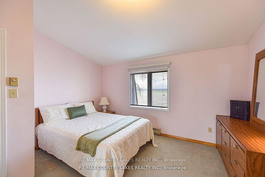 Photo 12 of 2102 Lakeshore Drive, Ramara, Brechin — HOMEH