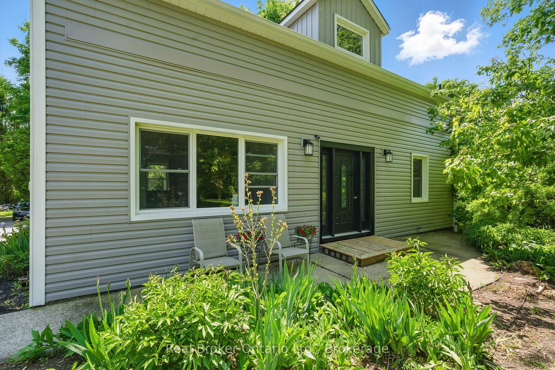 Photo 3 of 7007 Wellington Rd 34, Puslinch, Crieff/Aikensville/Killean — HOMEH