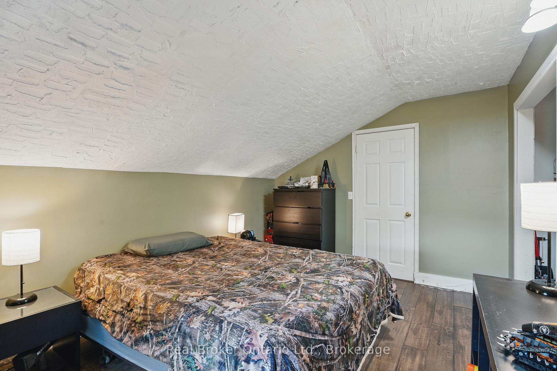 Photo 24 of 7007 Wellington Rd 34, Puslinch, Crieff/Aikensville/Killean — HOMEH