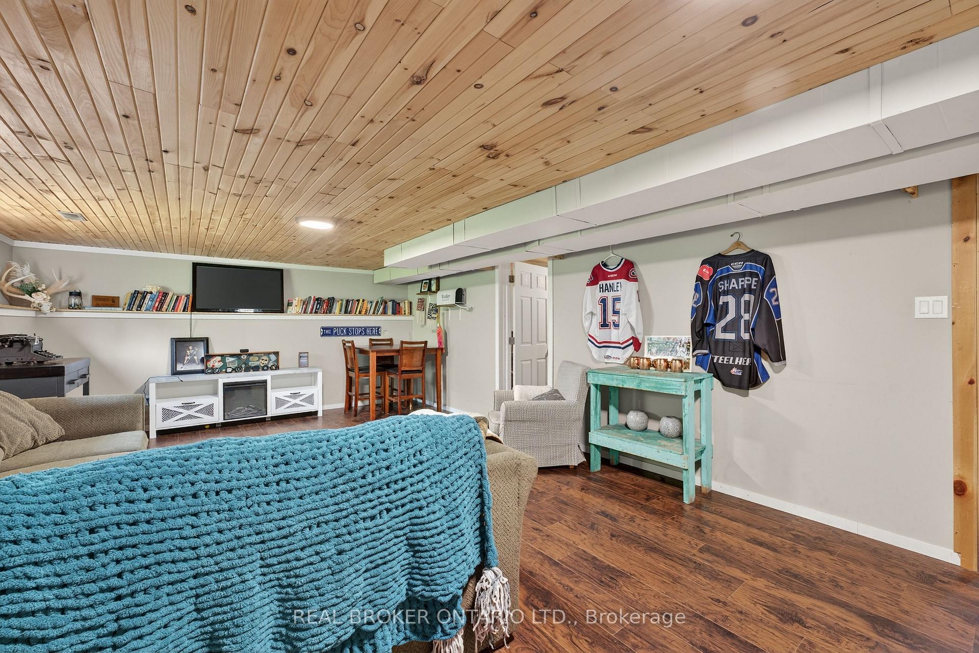Photo 18 of 7935 Park Lane Crescent, Ramara, Rural Ramara — HOMEH
