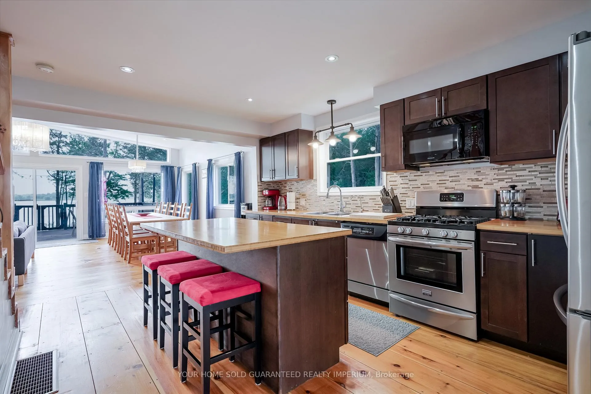 Photo 3 of 2491 County Road 15, Prince Edward County, Sophiasburg Ward — HOMEH