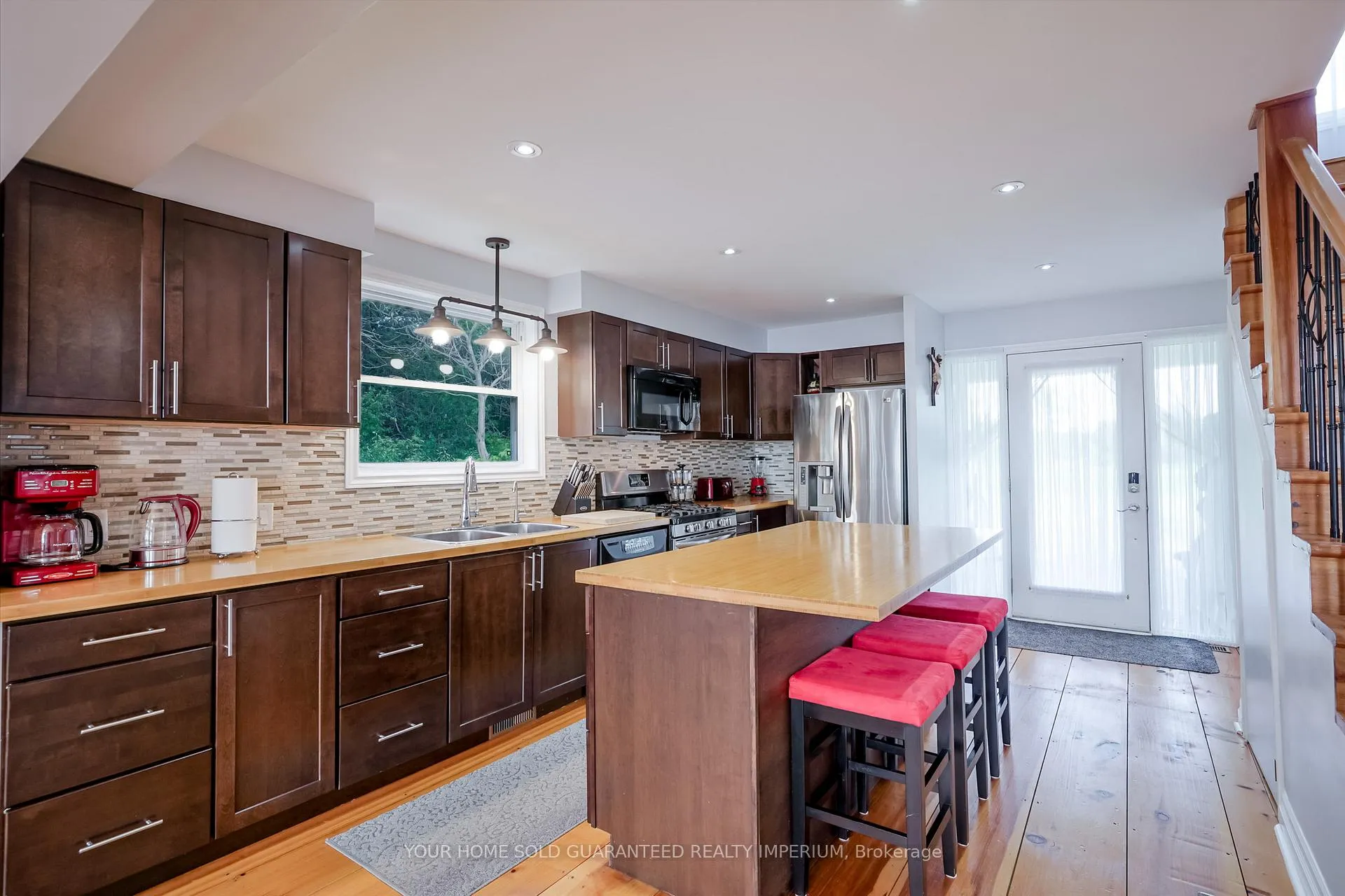 Photo 5 of 2491 County Road 15, Prince Edward County, Sophiasburg Ward — HOMEH