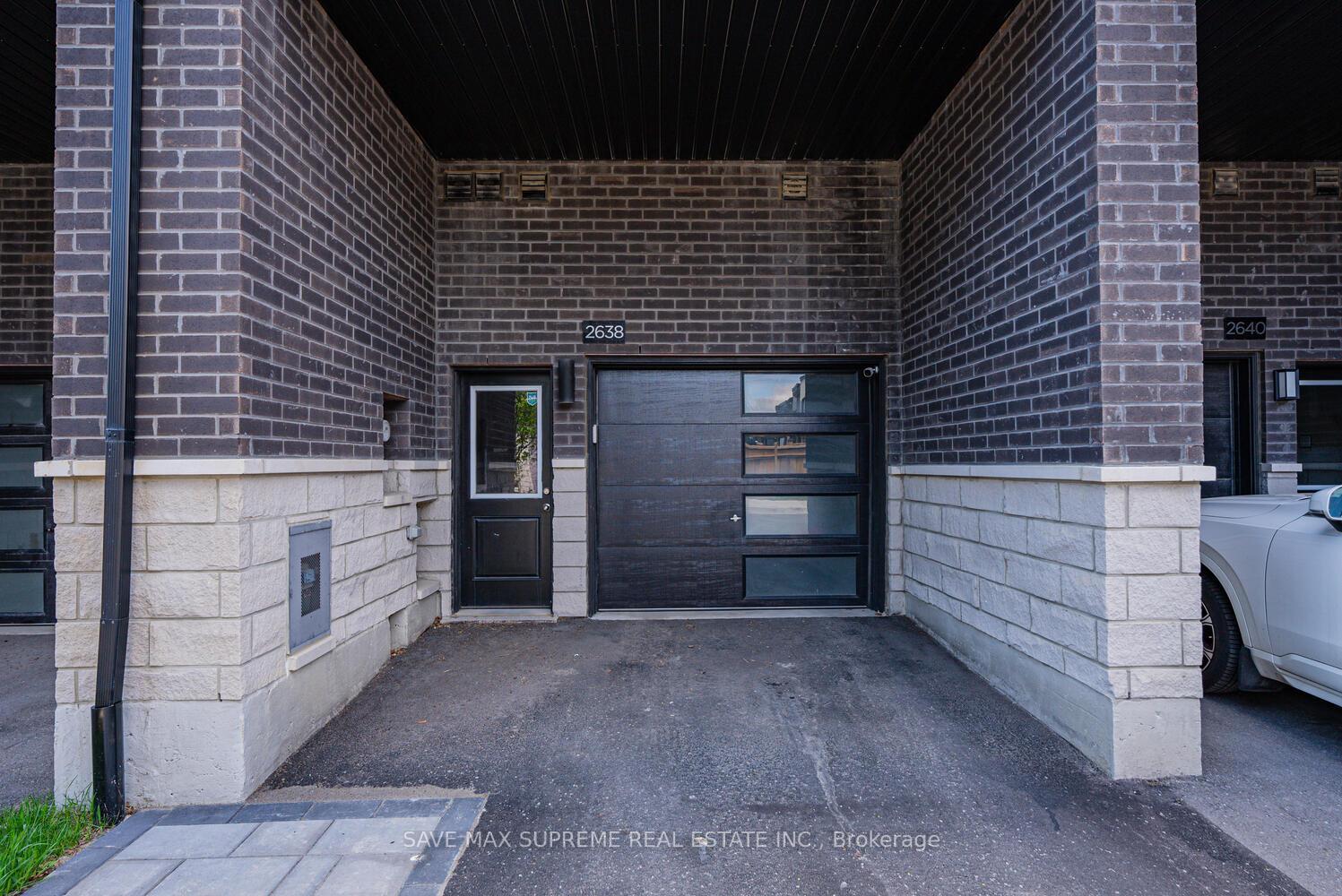 Photo 3 of 2638 Castlegate Crossing, Pickering, Duffin Heights — HOMEH