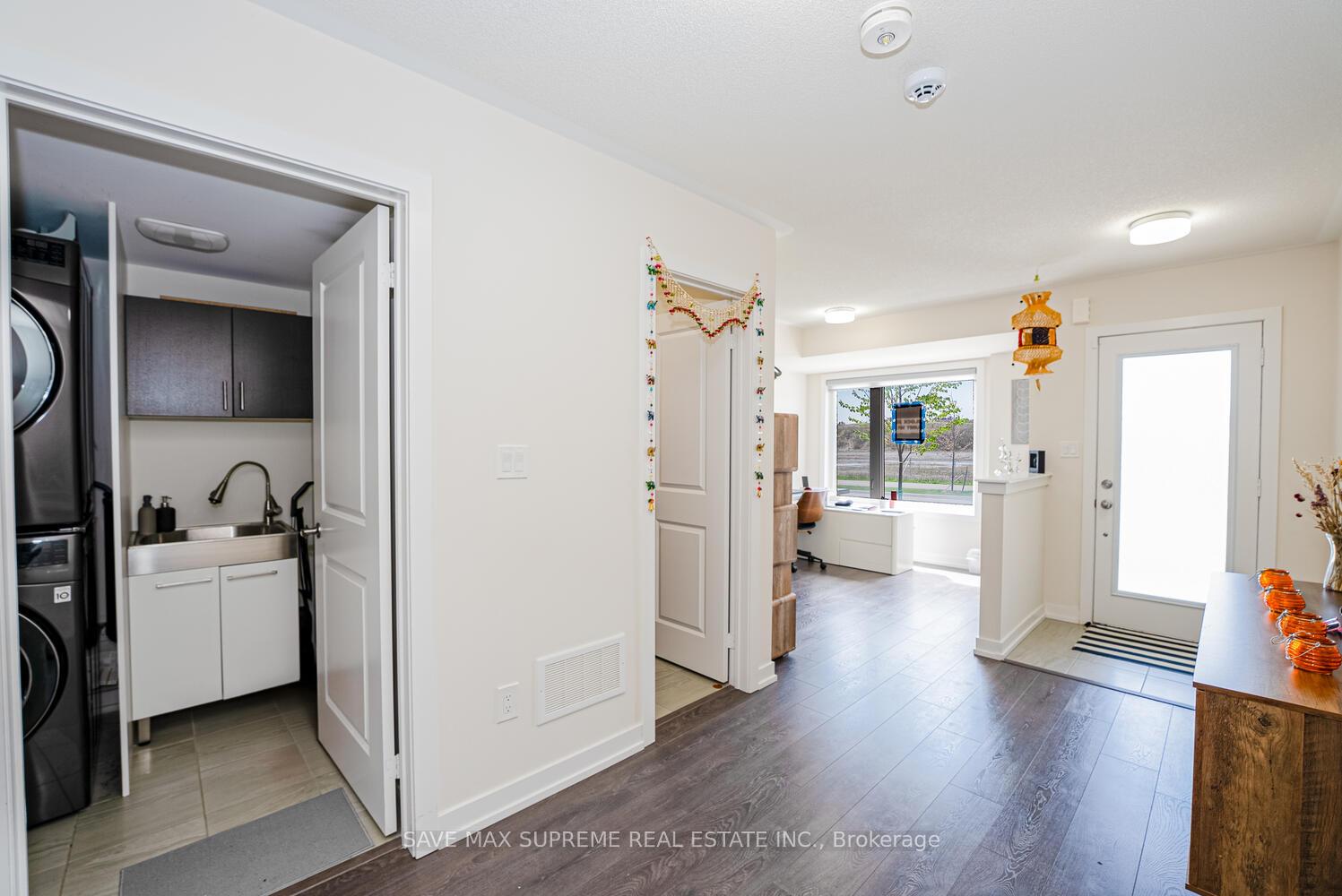 Photo 9 of 2638 Castlegate Crossing, Pickering, Duffin Heights — HOMEH
