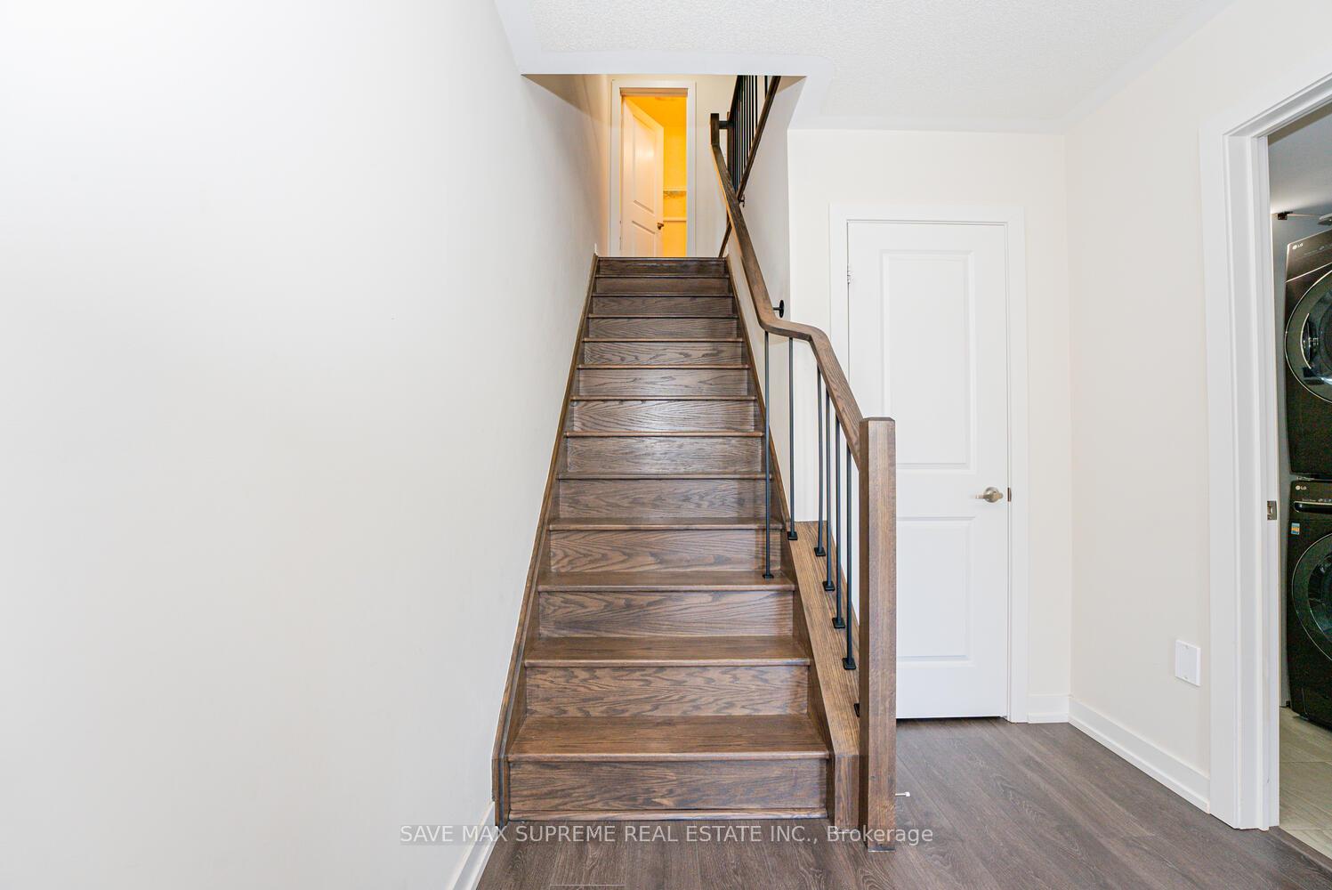 Photo 15 of 2638 Castlegate Crossing, Pickering, Duffin Heights — HOMEH