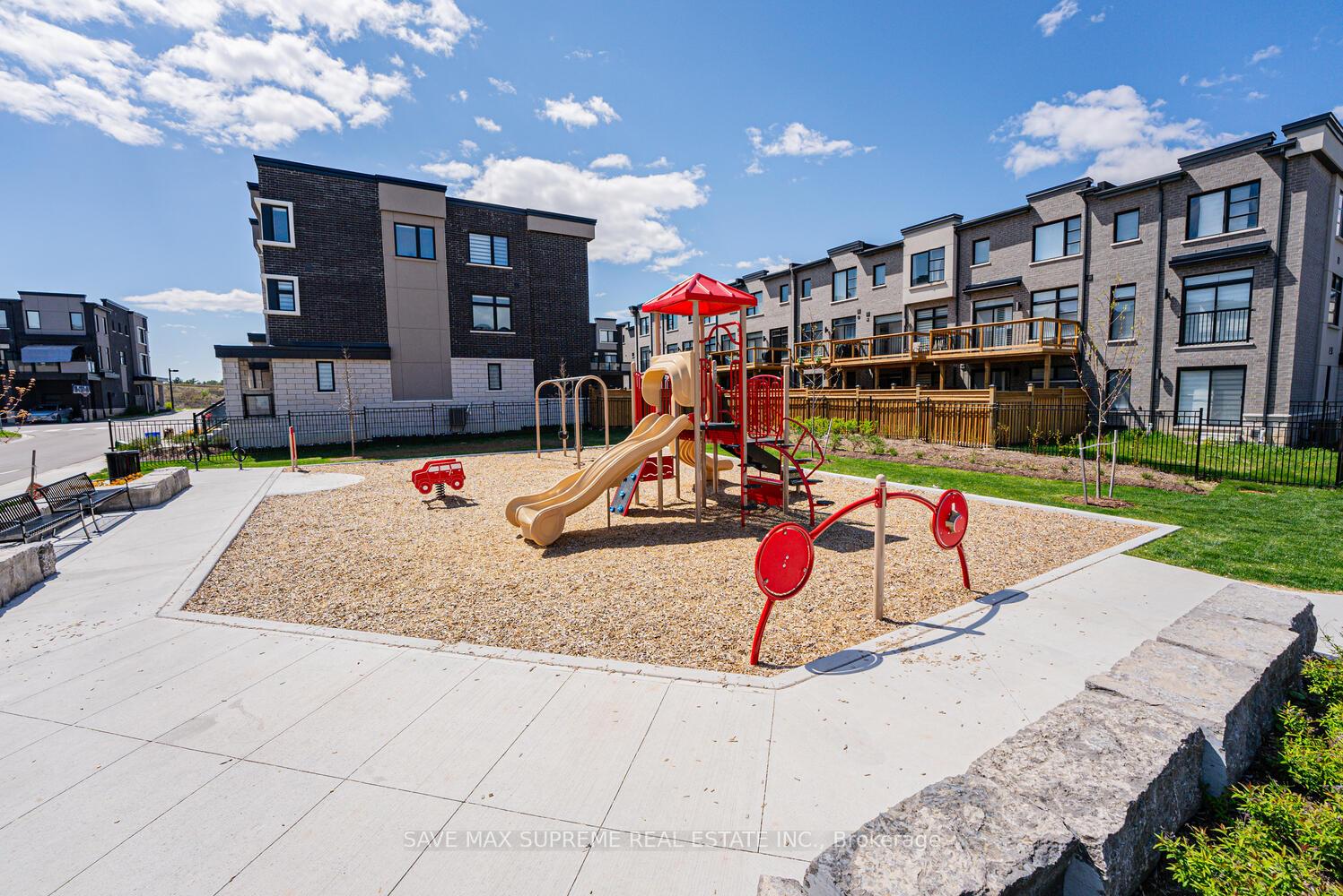 Photo 44 of 2638 Castlegate Crossing, Pickering, Duffin Heights — HOMEH