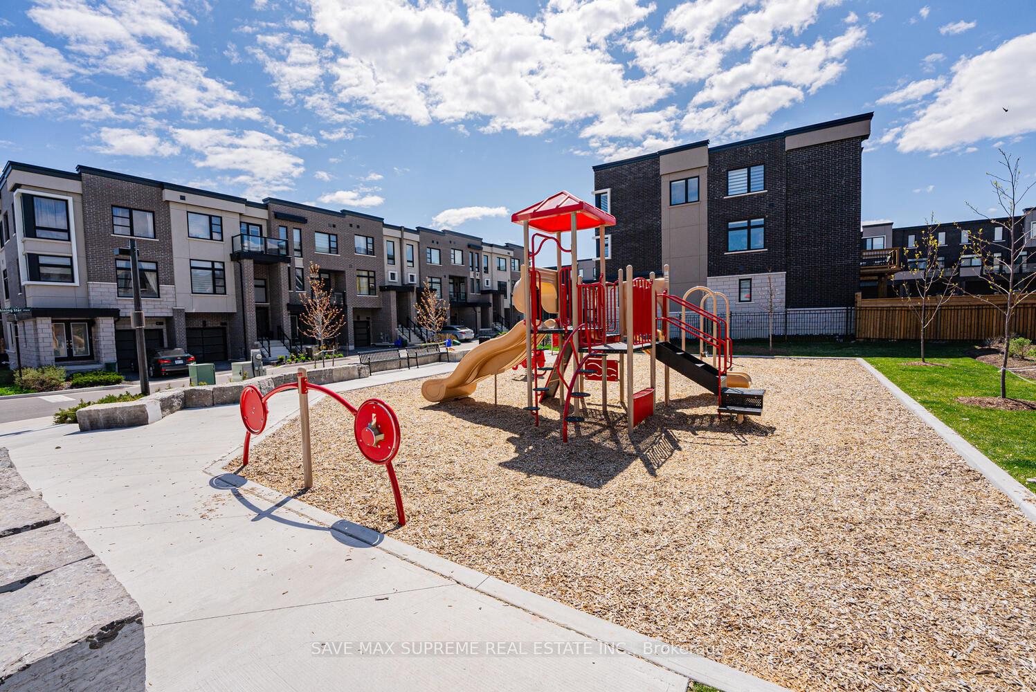 Photo 45 of 2638 Castlegate Crossing, Pickering, Duffin Heights — HOMEH