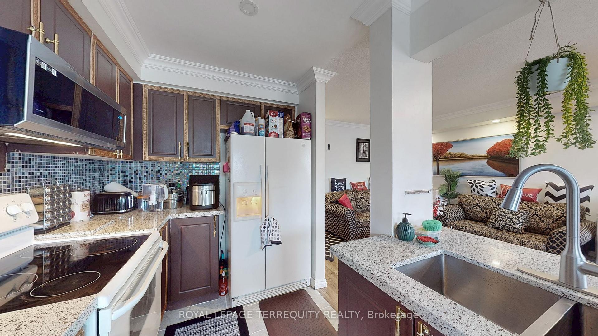 Photo 9 of 101 Cottingham Crescent, Oshawa, Farewell — HOMEH