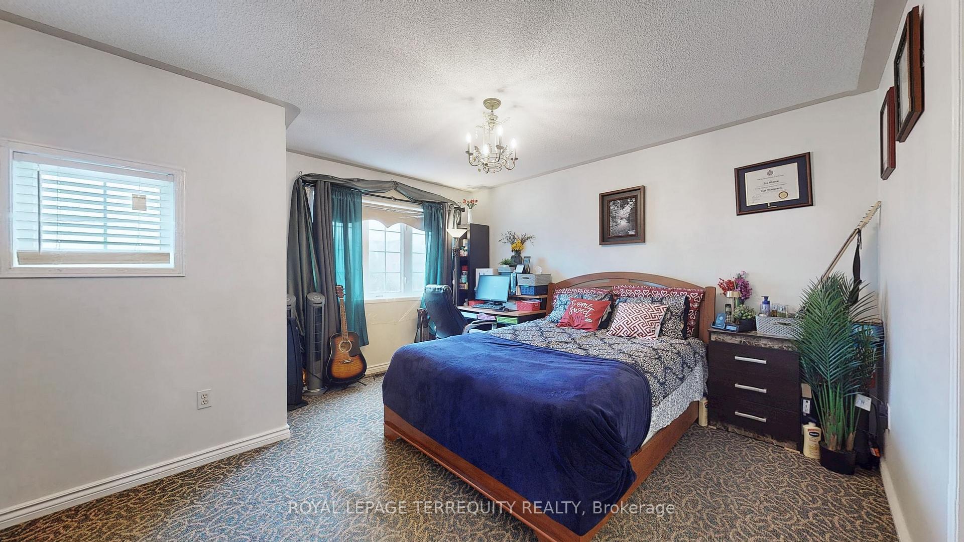 Photo 15 of 101 Cottingham Crescent, Oshawa, Farewell — HOMEH