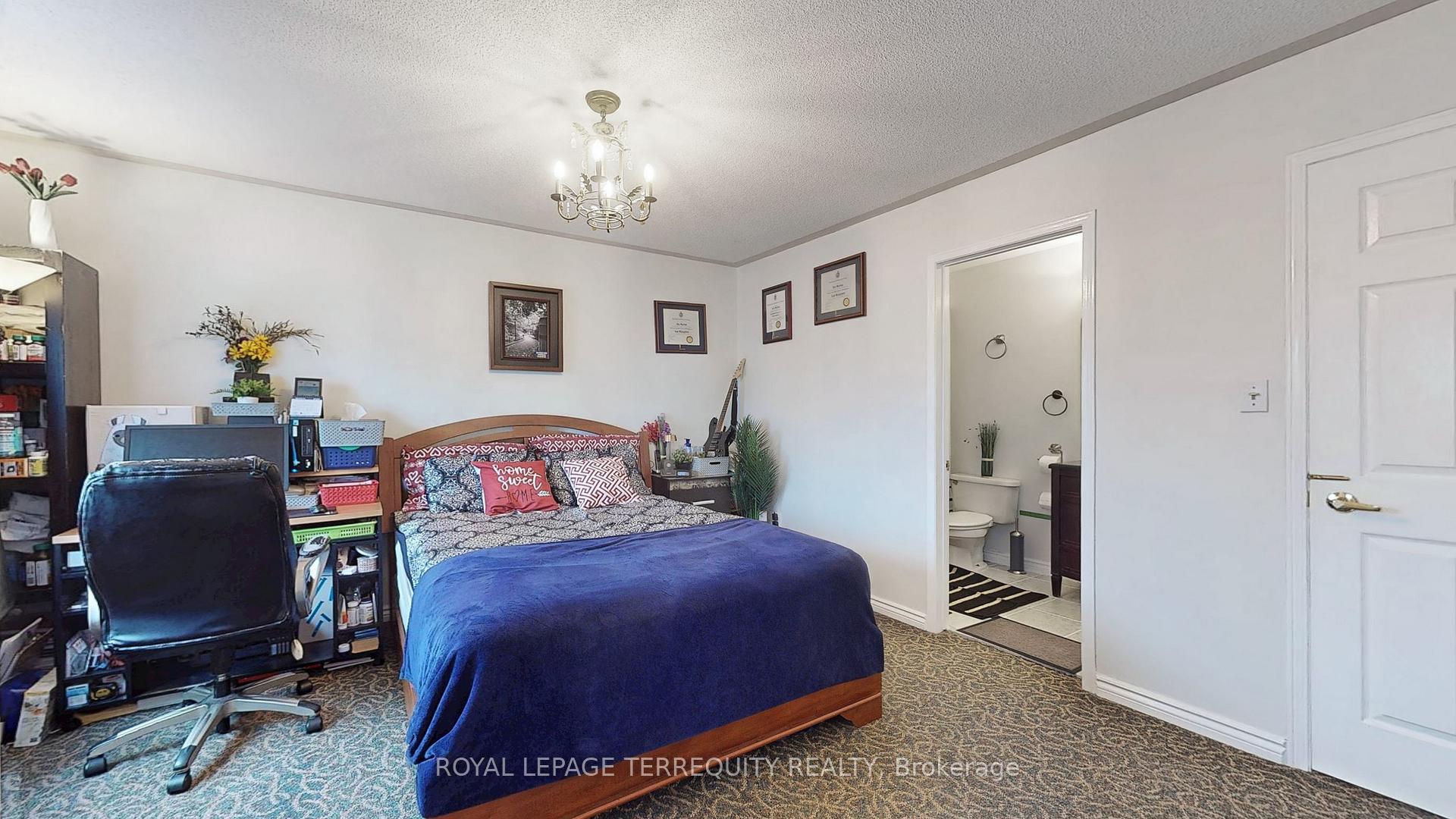 Photo 16 of 101 Cottingham Crescent, Oshawa, Farewell — HOMEH