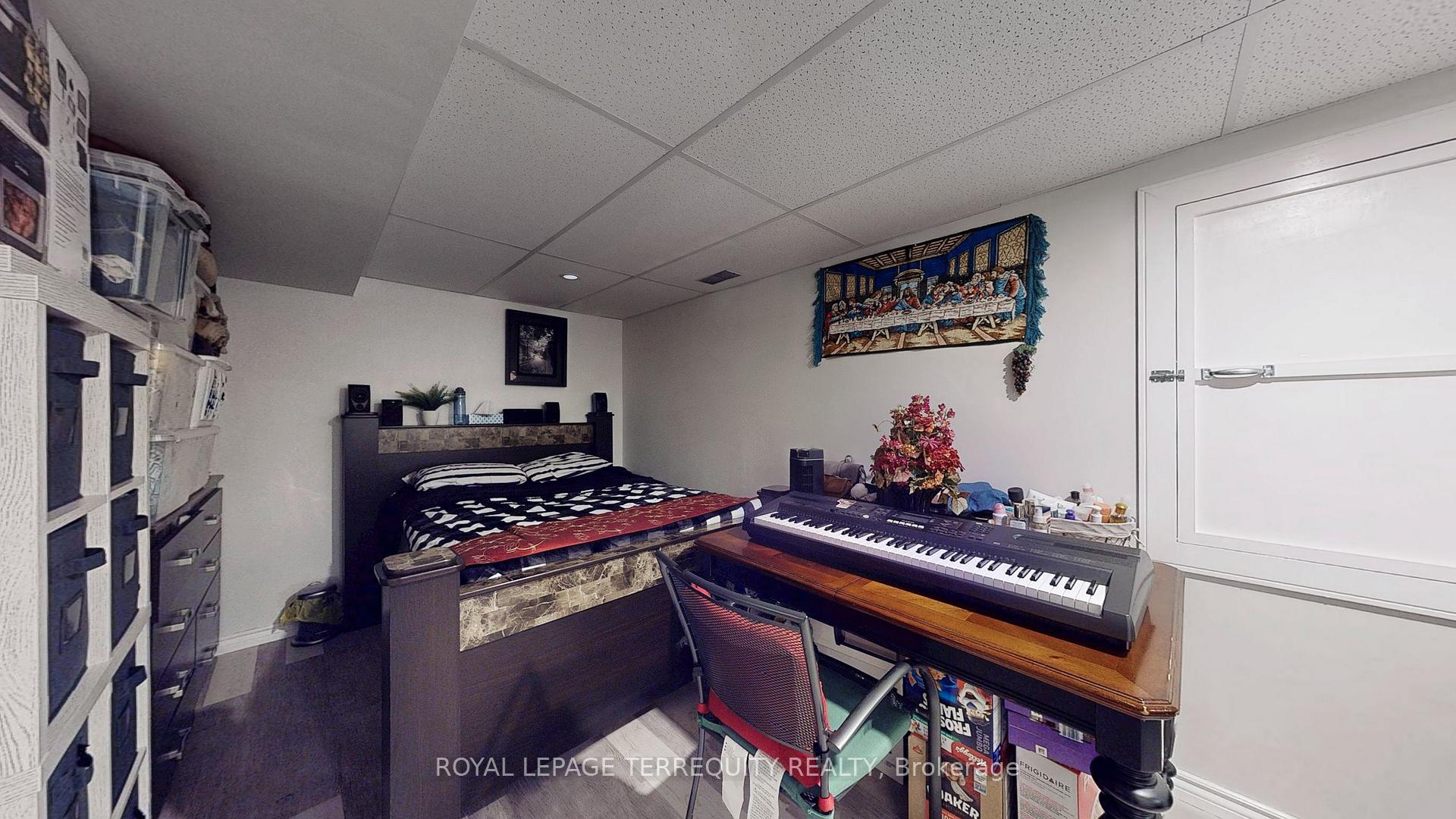 Photo 25 of 101 Cottingham Crescent, Oshawa, Farewell — HOMEH
