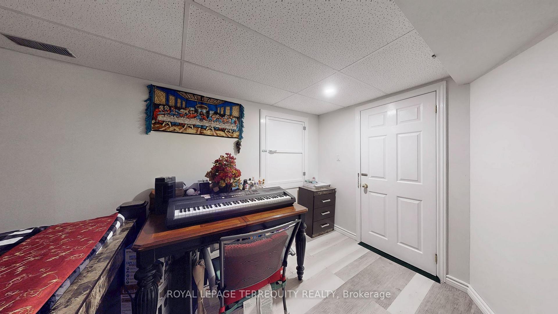 Photo 27 of 101 Cottingham Crescent, Oshawa, Farewell — HOMEH
