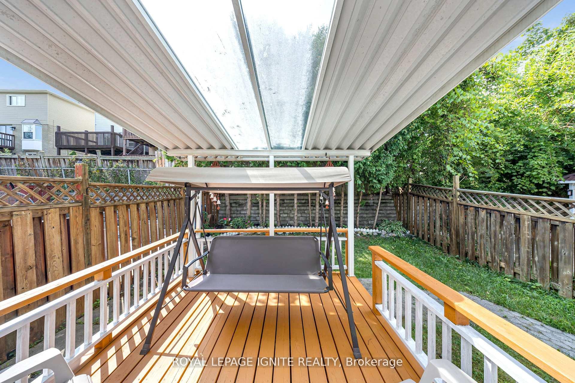 Photo 6 of 2156 Duberry Drive, Pickering, Brock Ridge — HOMEH
