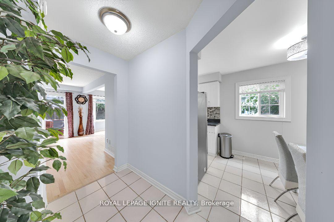 Photo 12 of 2156 Duberry Drive, Pickering, Brock Ridge — HOMEH
