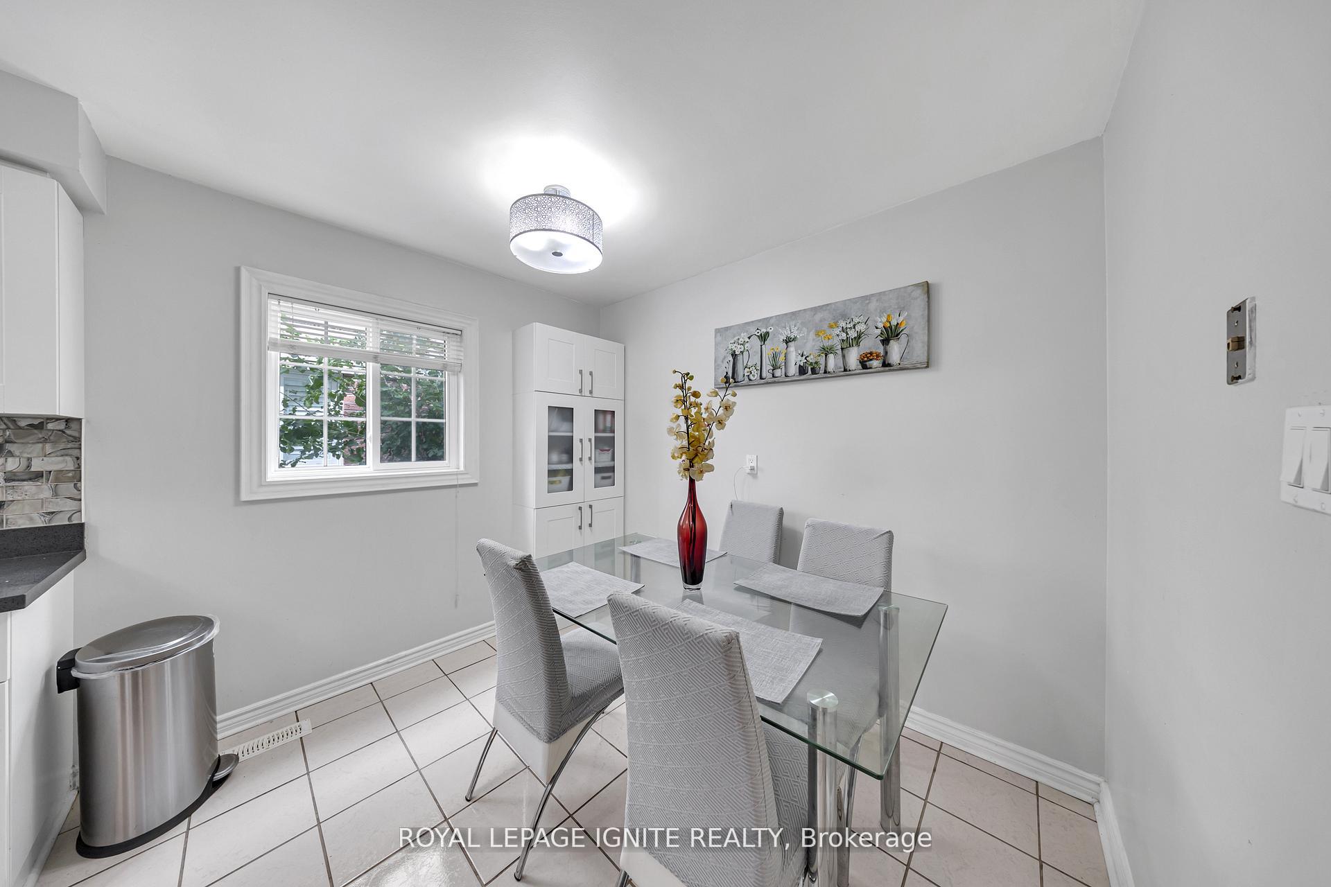Photo 13 of 2156 Duberry Drive, Pickering, Brock Ridge — HOMEH