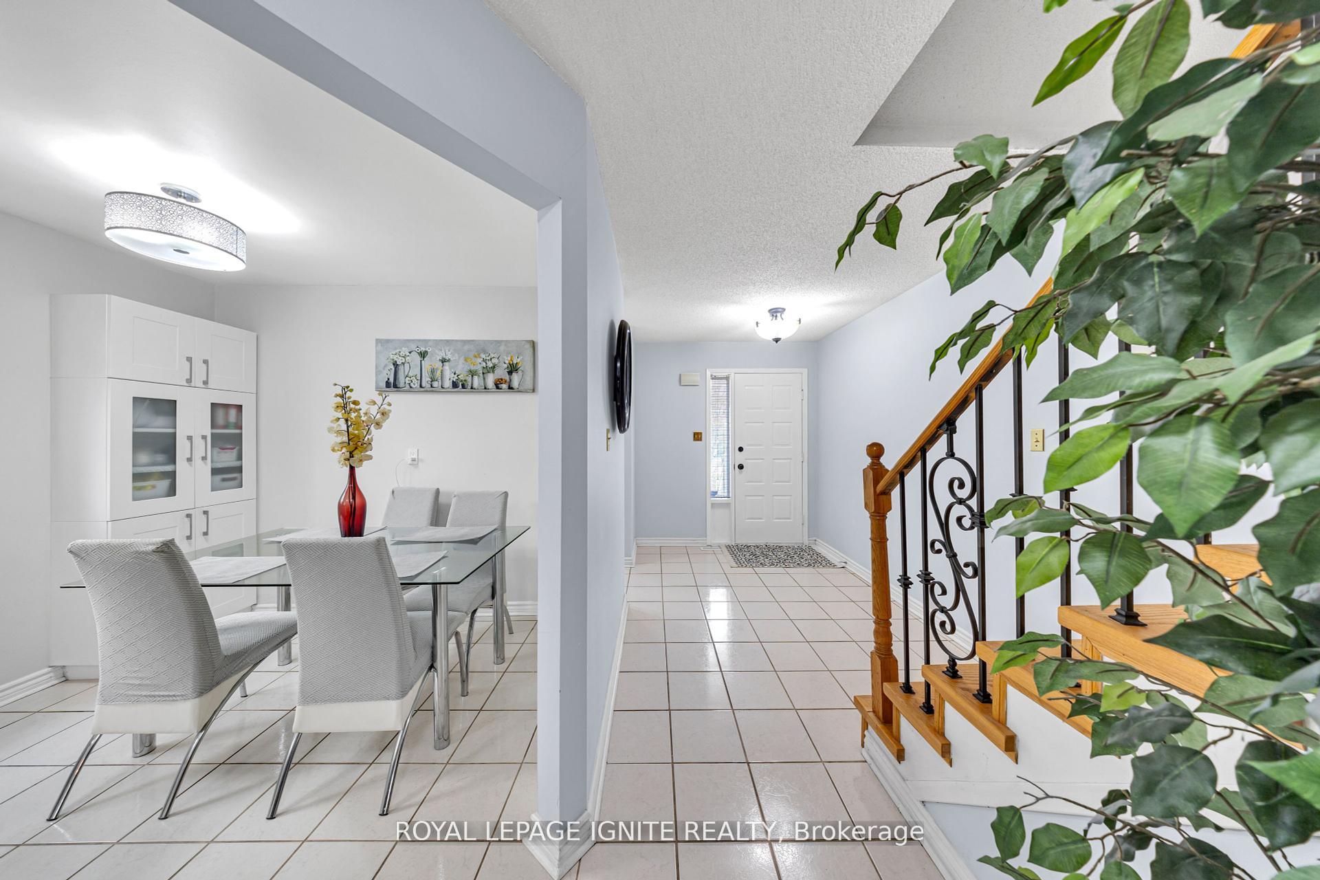 Photo 16 of 2156 Duberry Drive, Pickering, Brock Ridge — HOMEH