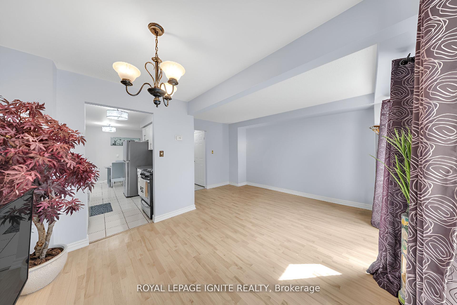 Photo 21 of 2156 Duberry Drive, Pickering, Brock Ridge — HOMEH