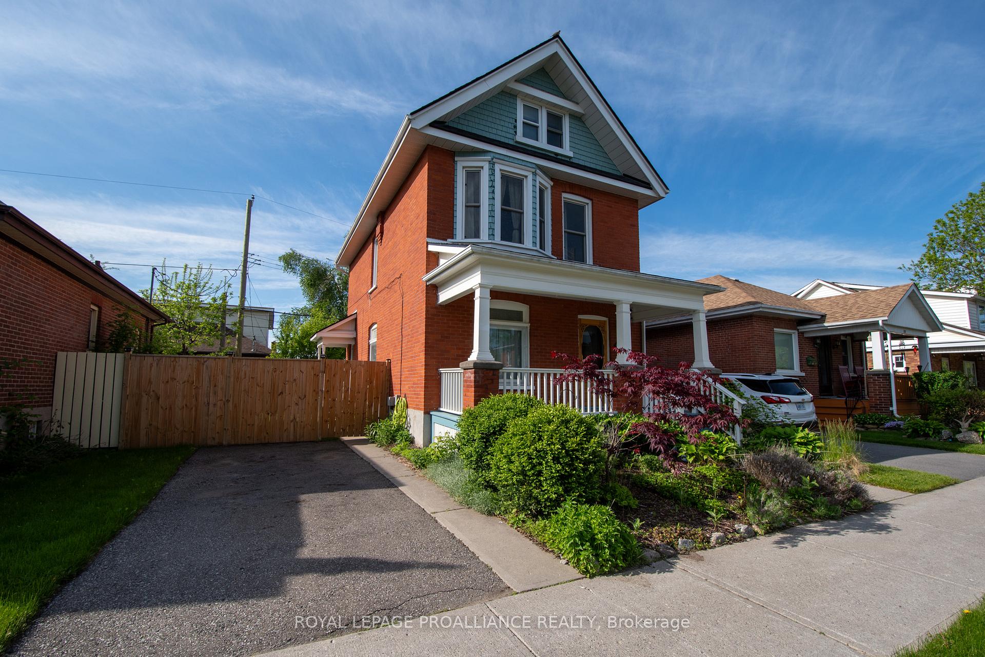 Photo 3 of 237 Prince Street, Peterborough, Town Ward 3 — HOMEH