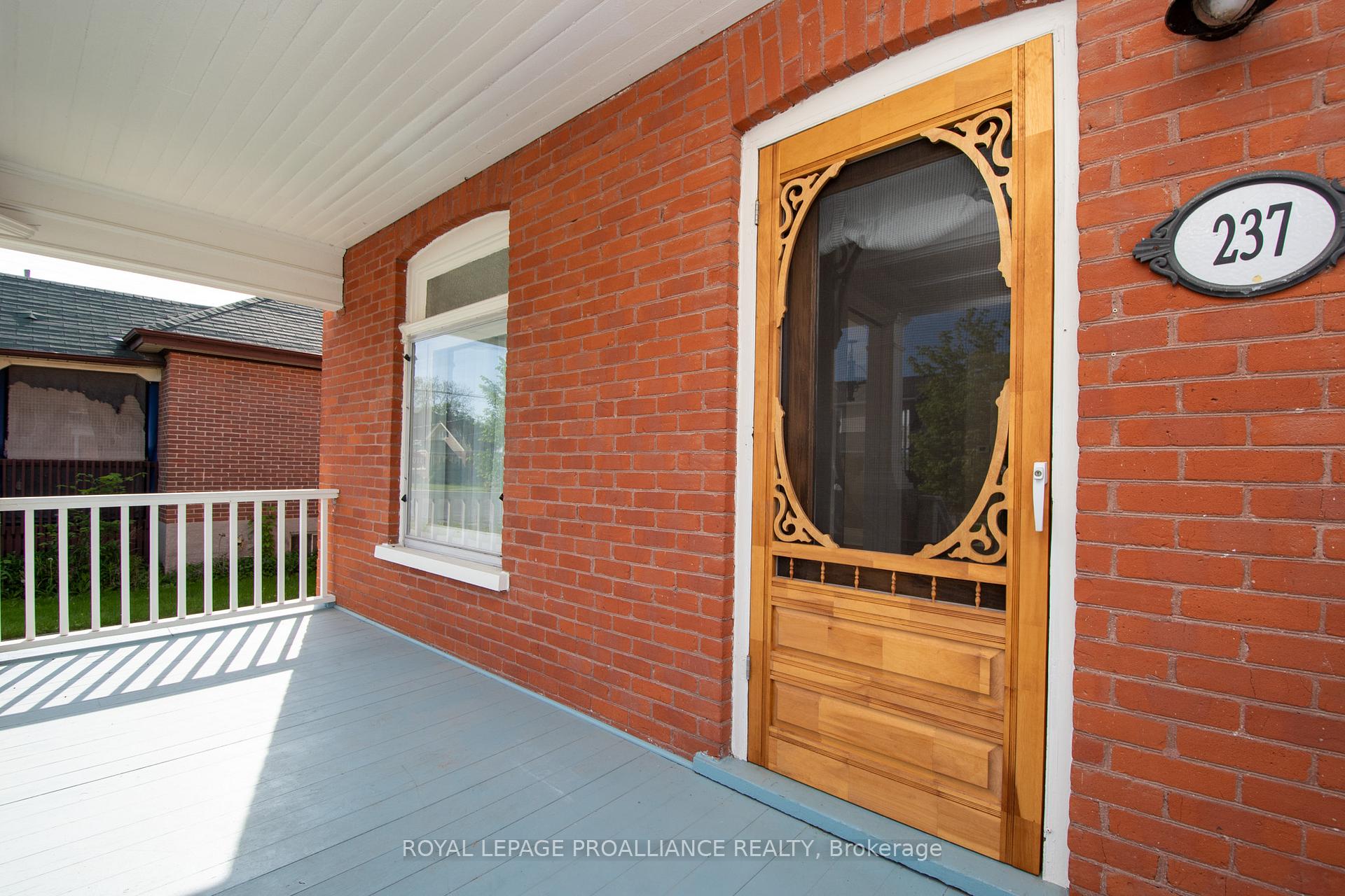 Photo 4 of 237 Prince Street, Peterborough, Town Ward 3 — HOMEH