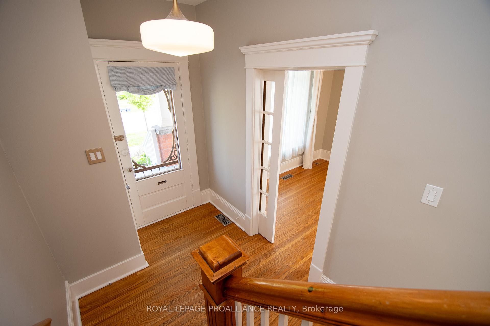 Photo 6 of 237 Prince Street, Peterborough, Town Ward 3 — HOMEH