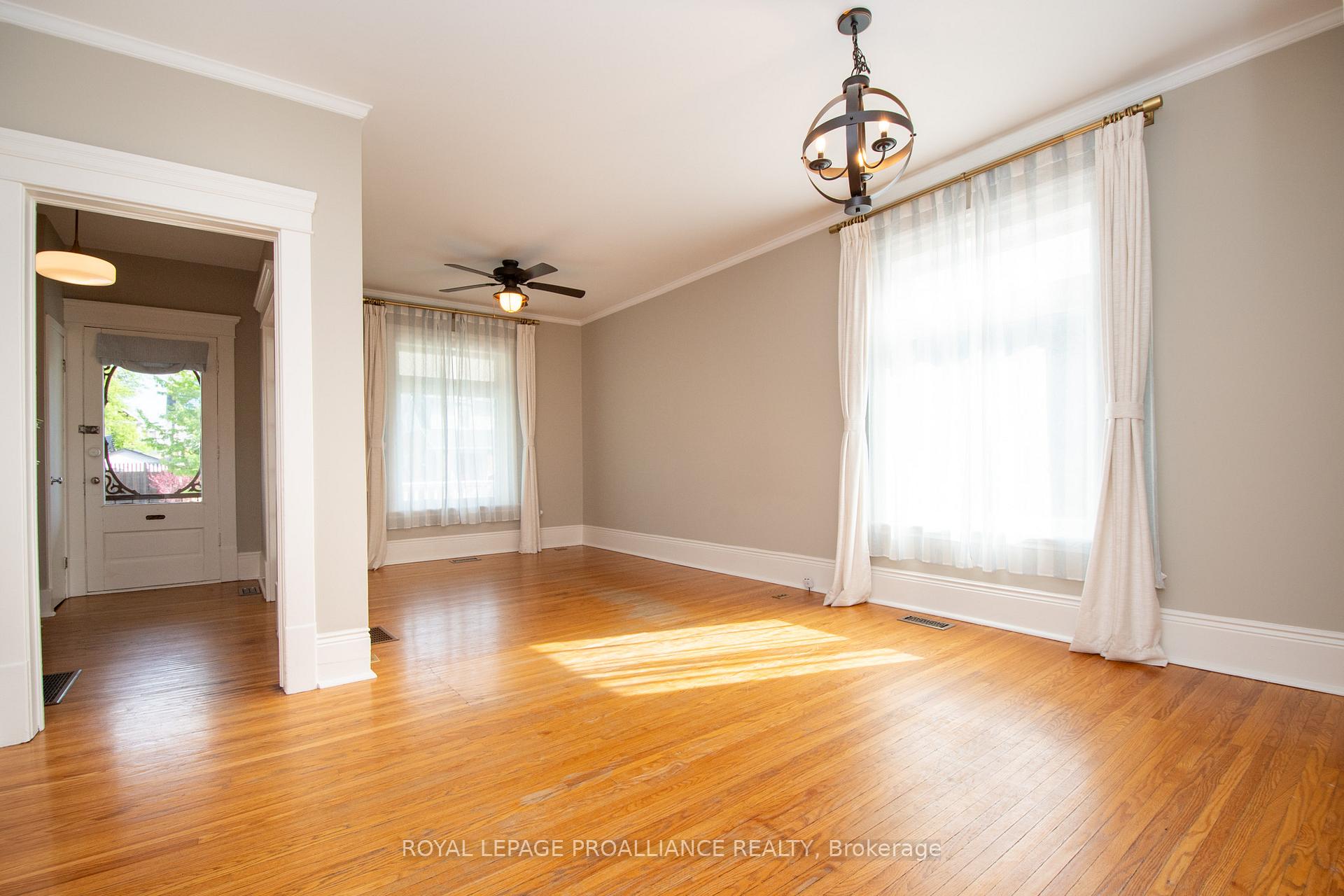 Photo 8 of 237 Prince Street, Peterborough, Town Ward 3 — HOMEH
