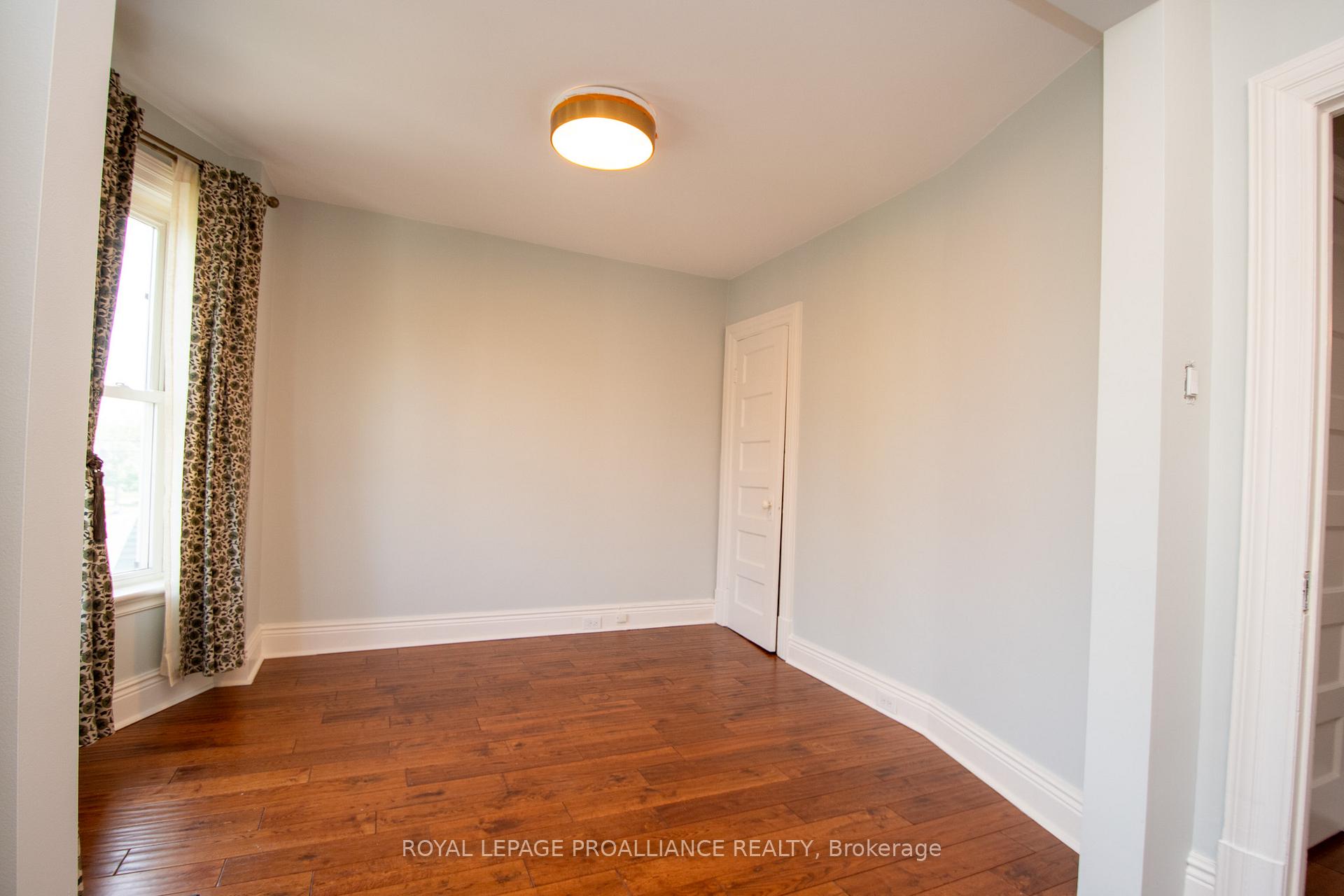 Photo 20 of 237 Prince Street, Peterborough, Town Ward 3 — HOMEH