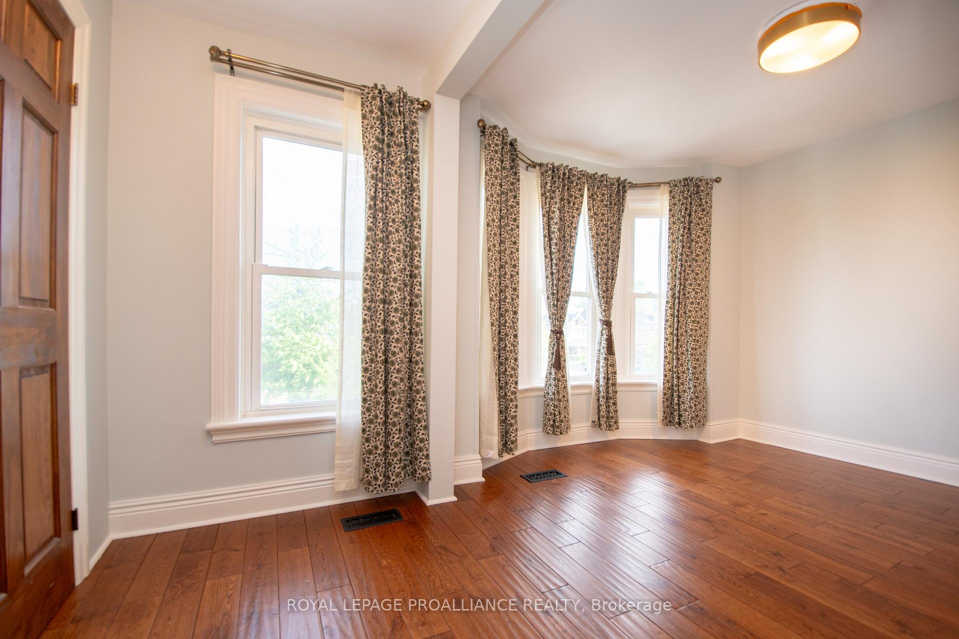 Photo 21 of 237 Prince Street, Peterborough, Town Ward 3 — HOMEH
