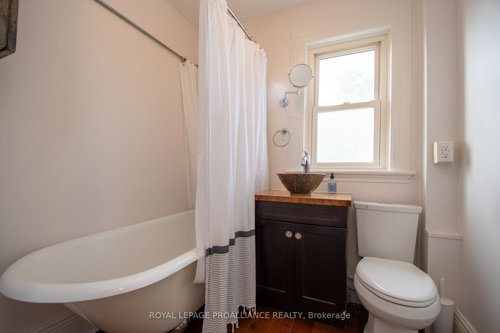 Photo 29 of 237 Prince Street, Peterborough, Town Ward 3 — HOMEH