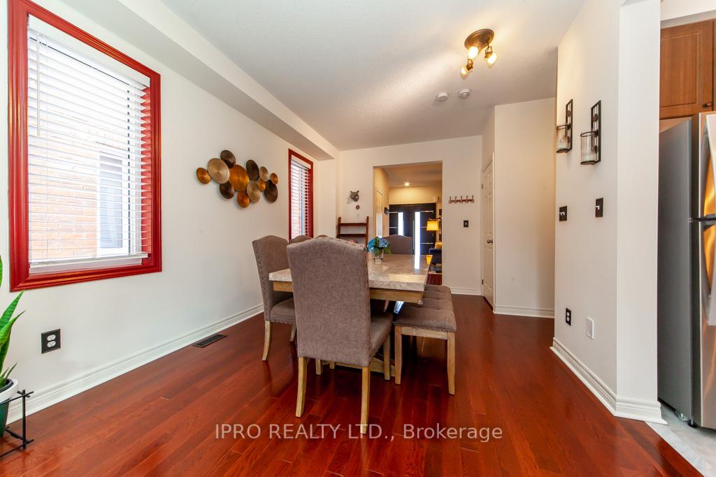 Photo 10 of 1068 Job Crescent, Milton, Harrison — HOMEH