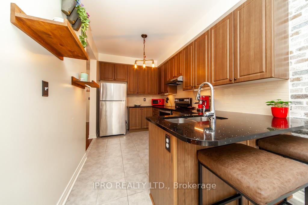 Photo 20 of 1068 Job Crescent, Milton, Harrison — HOMEH